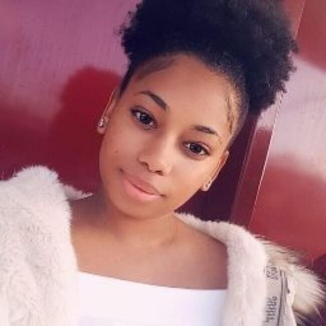 Babysitter in Differdange: Tairine