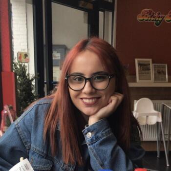 Babysitter in Genk: Selina