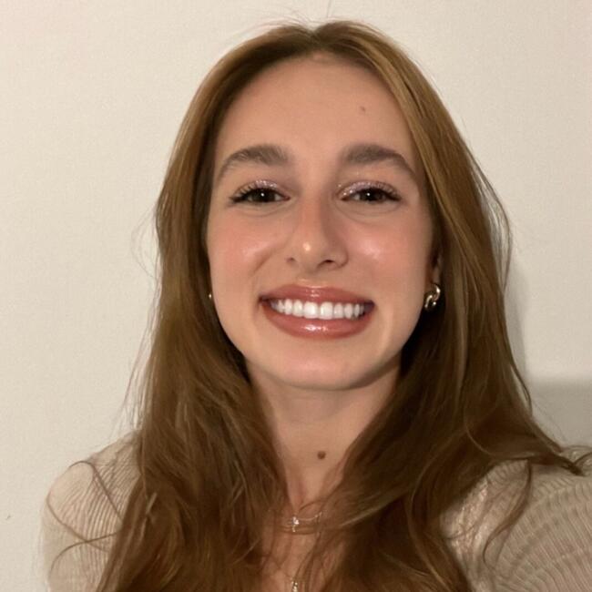 Babysitter in Salzburg: Maria Eduarda