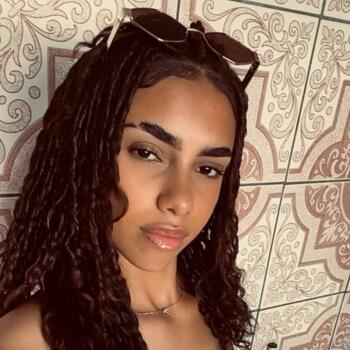 Babysitter in Vitória da Conquista: Taiane