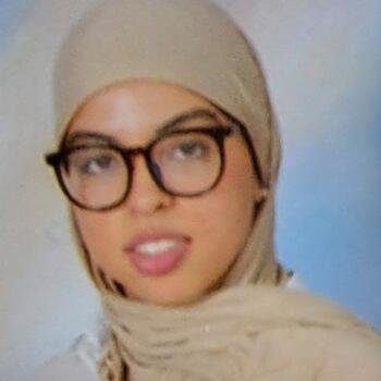 Nanny in Madrid: Hafsa