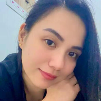 Babysitter in Dubai: Jedy