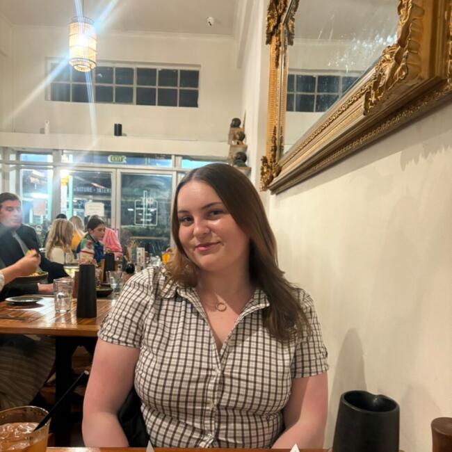 Babysitter in Napier City: Embia