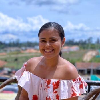 Babysitter in Floridablanca: Diana