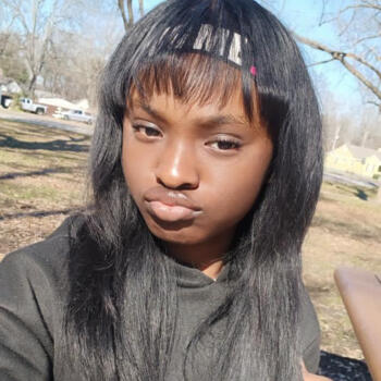 Babysitter in Memphis: Raaya