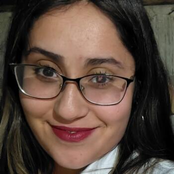Niñera en Peñalolén: Javiera