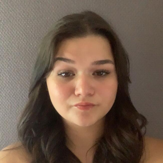 Babysitter in Auxonne: Syana