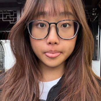 Babysitter in Singapore Island: Kirstan