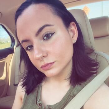 Babysitter in Pasadena (Maryland): Hannah