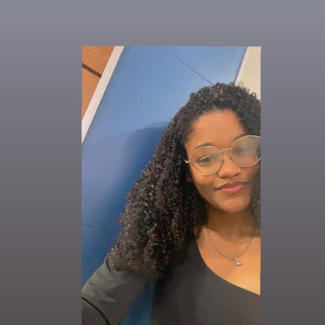 Babysitter in Recife: Camili