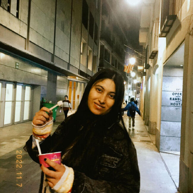 Babysitter in Rosario: Lourdes