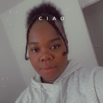 Babysitter Barjouville: Claudya