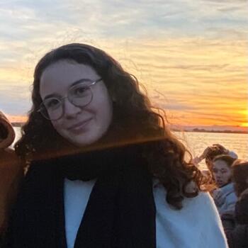Babysitter in Chasseneuil-sur-Bonnieure: Emmi