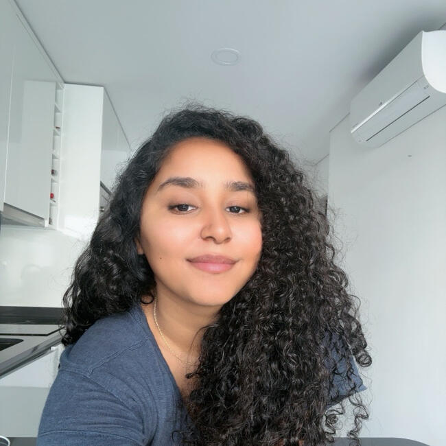 Babysitter in Grasse: Ádila