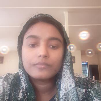 Ponnāni में बेबीसिटर: Raseena