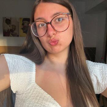 Babysitter in Morlanwelz-Mariemont: Clara