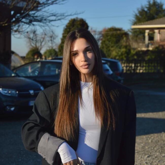 Babysitter in Pesaro: Elena