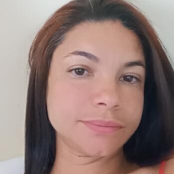Babysitter in Jaraguá do Sul: Camila