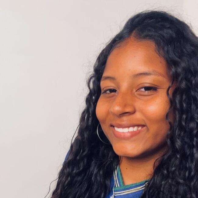 Babá em Várzea Grande: Marielly