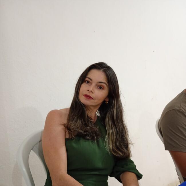 Babá em Campos dos Goytacazes: Edilma