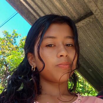 Babysitter in Olá: Katia