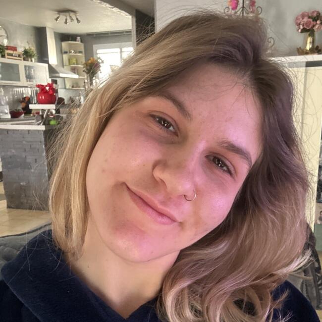 Babysitter in La Crau: Amaryllis