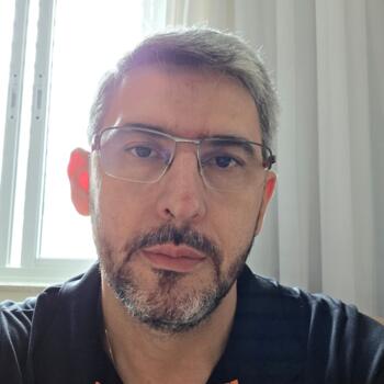 Emprego de babá em Florianópolis: emprego de babá Rafael