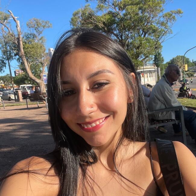 Niñera en Montevideo: Victoria