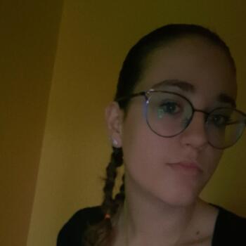 Babysitter in Limoges: Célia