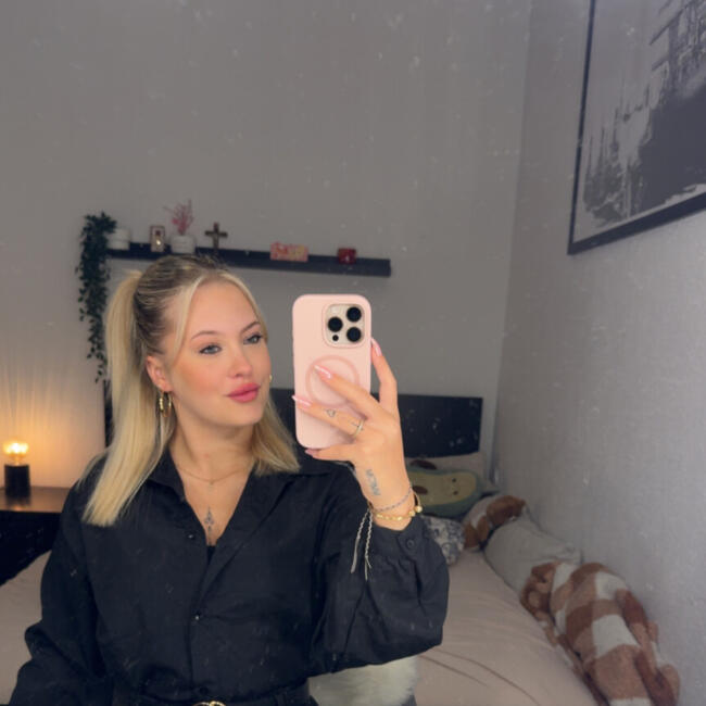 Babysitter in Hamburg: Aimee