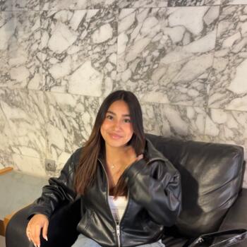 Babysitter in L'Hospitalet de Llobregat: Ainhoa