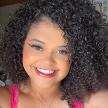 Babá em Curitiba: Thaísa