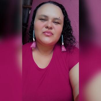 Babá Três Rios: Jessica