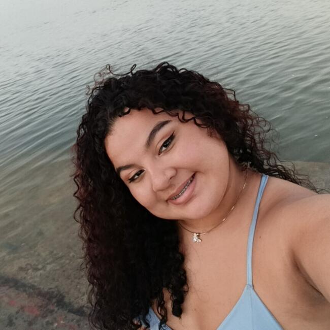 Babysitter in São Luís: Maria