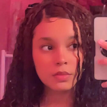 Babysitter in The Bronx: Kendeli