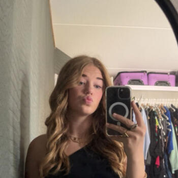 Babysitter in 's-Heerenberg: Lynn