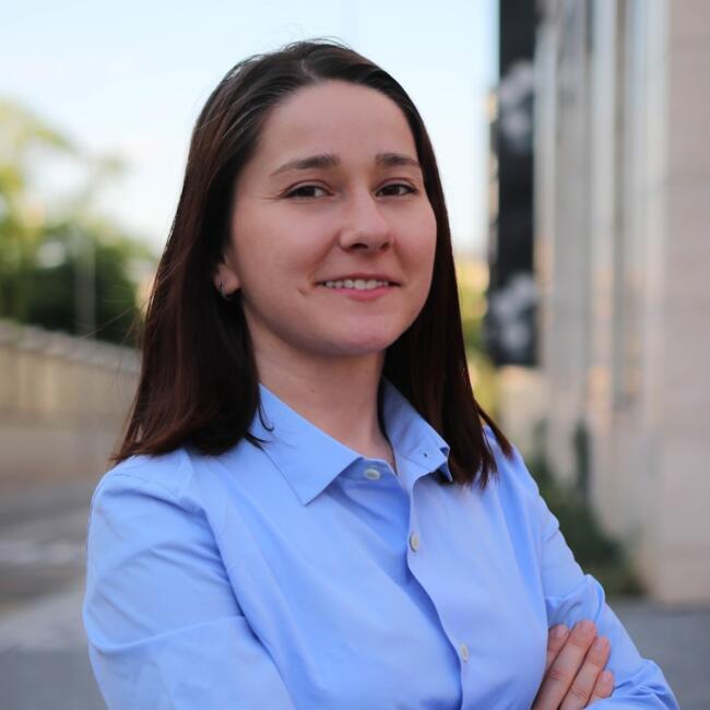 Babysitter in Prague: Ejona