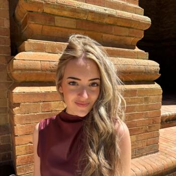Nanny in Seville: Ana