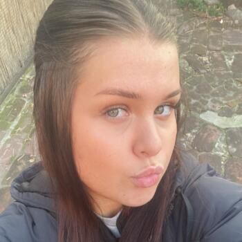 Bebisiterka u Beograd: Elena