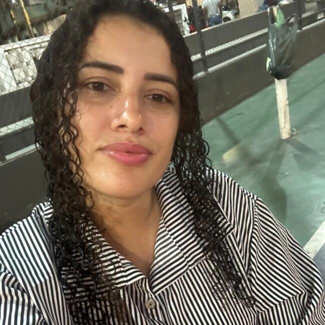 Babysitter in Recife: Luana