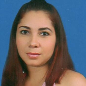 Babysitter in Santa Marta: Linda Paola