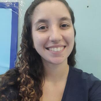 Babysitter in São José dos Campos: Sabrina