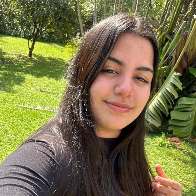 Babysitter in Viamão: Emilly'