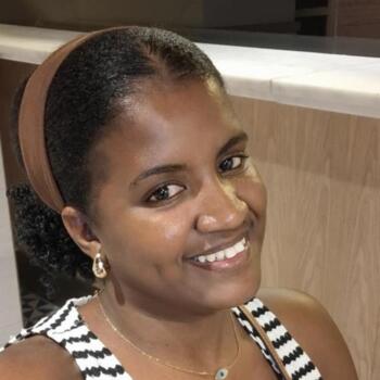 Babysitter in Montijo: Nélida Cruz