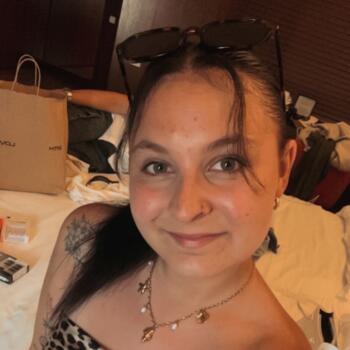 Baby-sitter Courtion: Marie