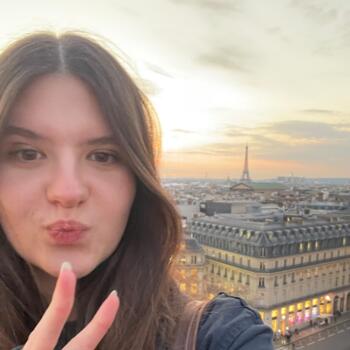 Babysitter in Verneuil-sur-Seine: Léa