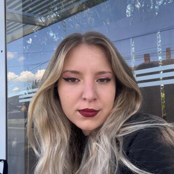 Babysitter in Jucu de Sus: Irina