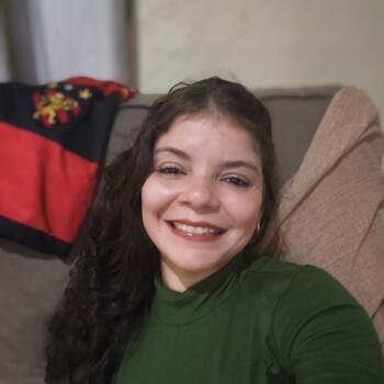 Babysitter in Recife: Liliane