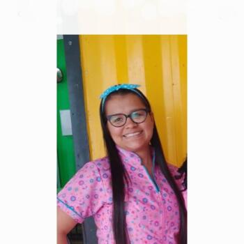 Babysitter Armenia: Liza Sanchez