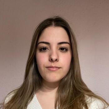 Canguro en Zaragoza: Mayra